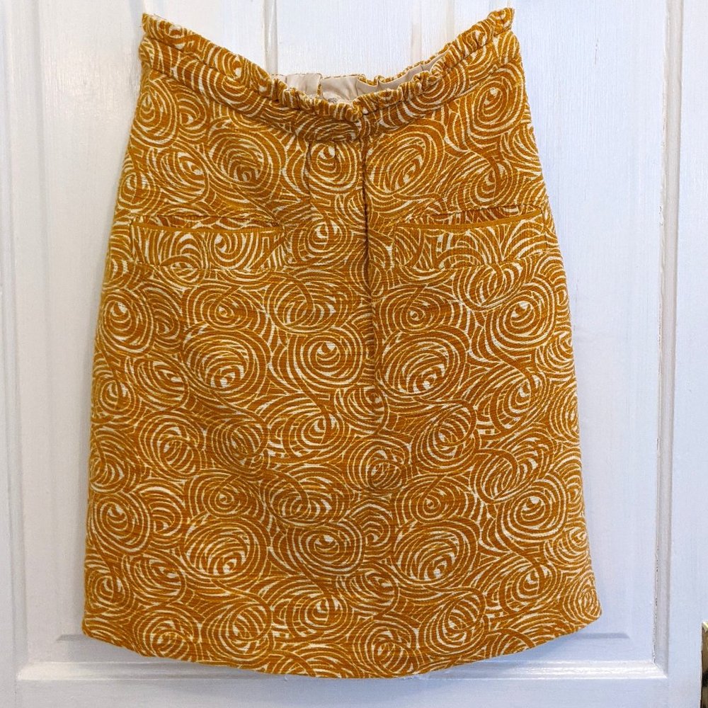 Mustard yellow skirt with pockets, size 4